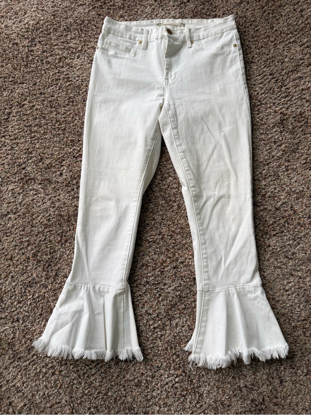 Chelsea & Violet White Frayed Hem Boot Cut Jeans